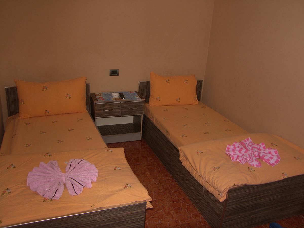 Shkodra Hotel Exterior foto